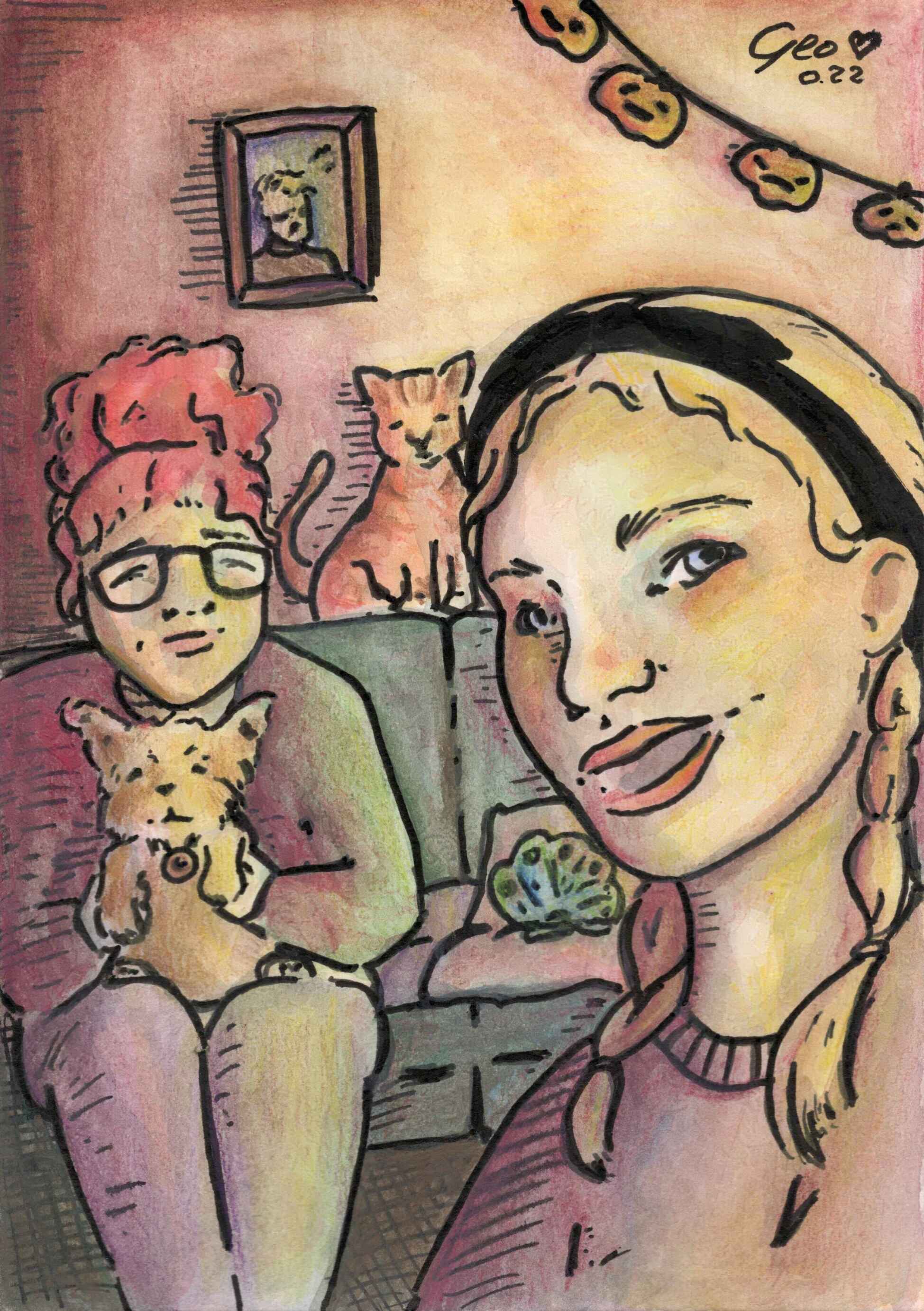 Illustration au format portrait. Une jeune femme aux cheveux tressés blonds prend un selfie devant une femme rousse aux cheveux bouclés roux assise sur un canapé qui tient un petit chien dans ses mains. Sur le canapé il y a un coussin avec un dessin de paon. Sur le dessus du canapé il y a un petit chat roux. Une guirlande de citrouilles est accrochée au mur. Il y a aussi un cadre contenant la photo d'un homme.